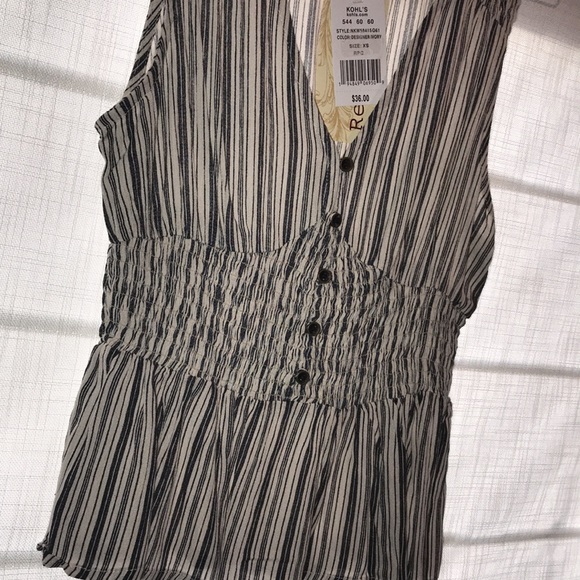 Rewind Top Womens Size XS NWT - Picture 6 of 7